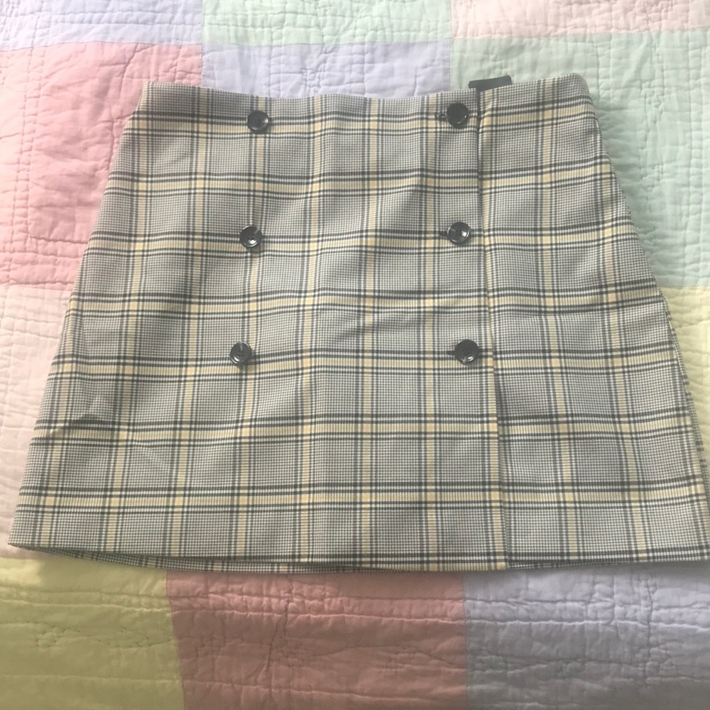 H&M BRAND NEW! Mini Skirt